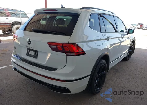 2024 Volkswagen Tiguan 2.0T Se R-Line Black z USA, uszkodzony, nr VIN 3VVCB7AX1RM043852